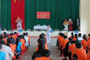 Tuyên truyền sức khỏe sinh sản vị thành niên
