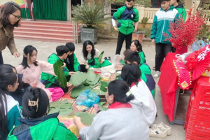 Trảu nghiệm Xuân yêu thương
